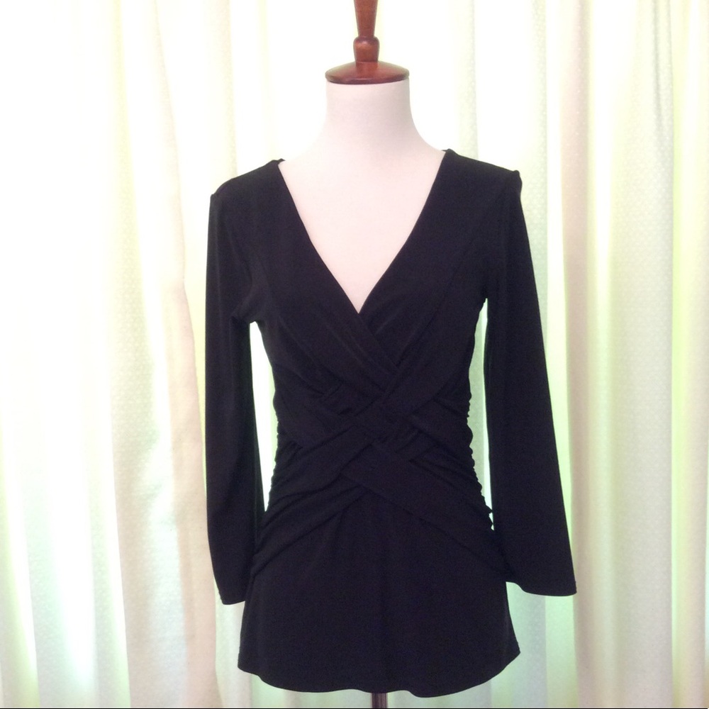 Linda Segal top
